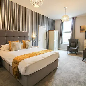 The Travel And 3*, Scarborough United Kingdom