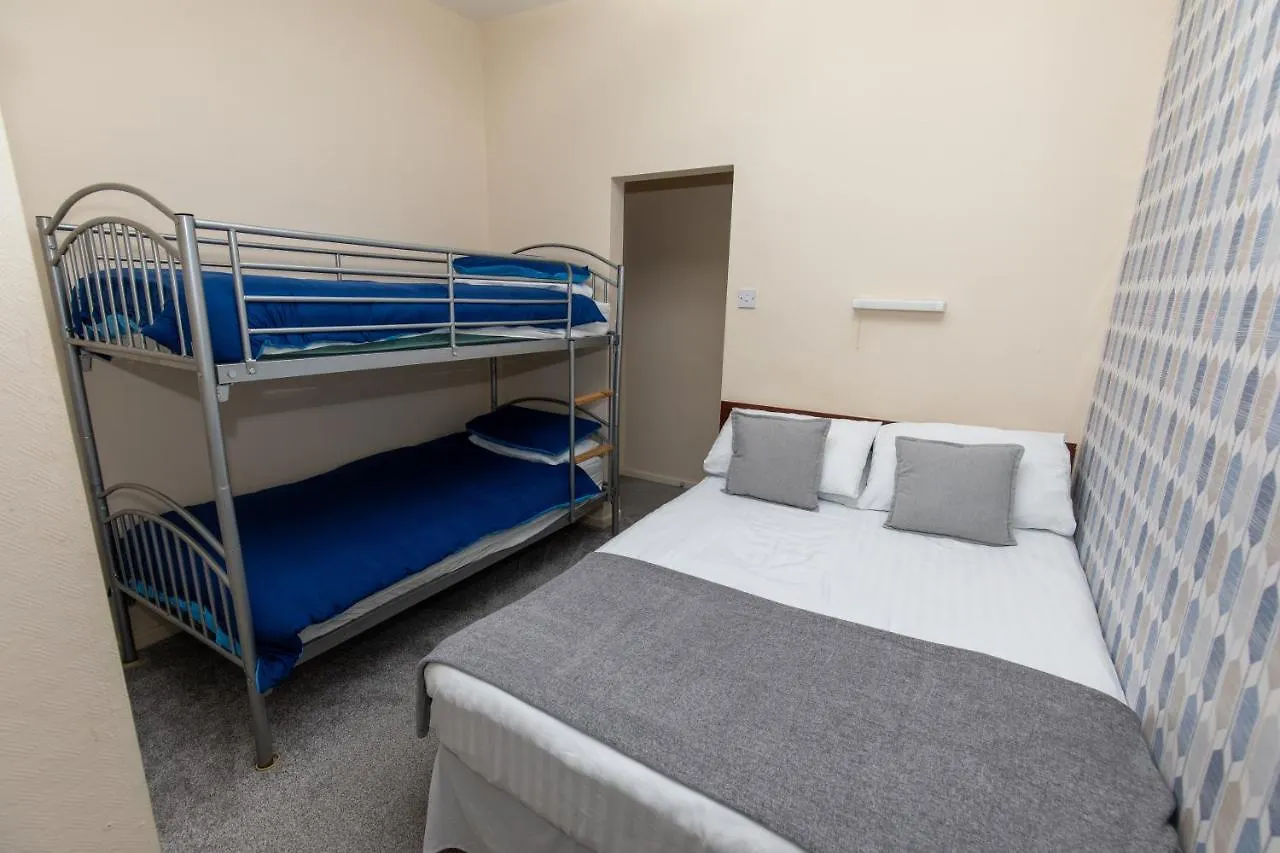 California Guest House Blackpool