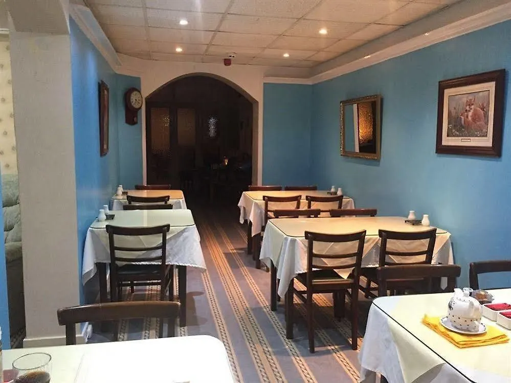 California Guest House Blackpool