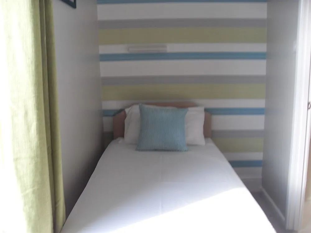 California Guest House Blackpool