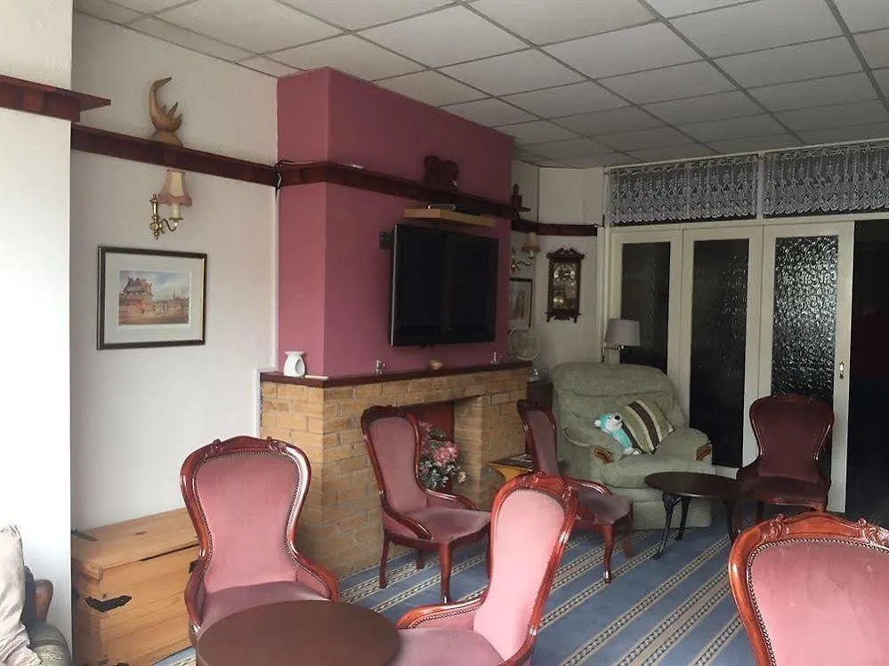 California Guest House Blackpool